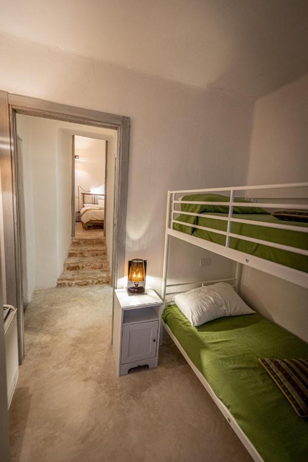 Vacation And Short Stay Suites & Apartments Ceglie - Celso Чельє-Мессапіка Екстер'єр фото